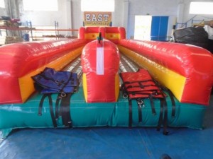 How to Set Up and Enjoy a Bungee Run Inflatable?